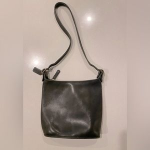 Vintage Women’s Coach Shoulder Bag